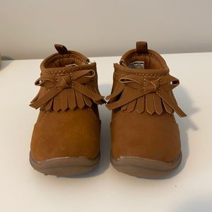 Toddler girl moccasin shoe